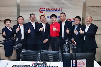 市金沙博彩审批局领导参加接话接访活动