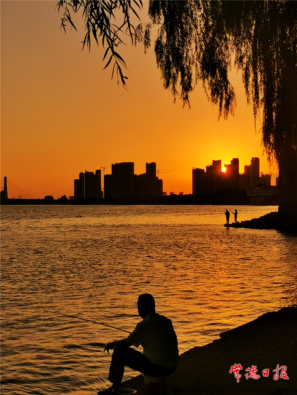 sj李世明-沅江垂钓-1.jpg