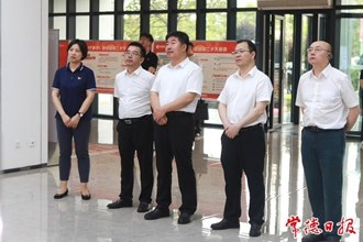 国家烟草专卖局领导来常调研烟草产业发展