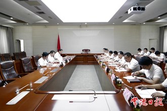 周振宇参加基层党组织党纪学习教育座谈会