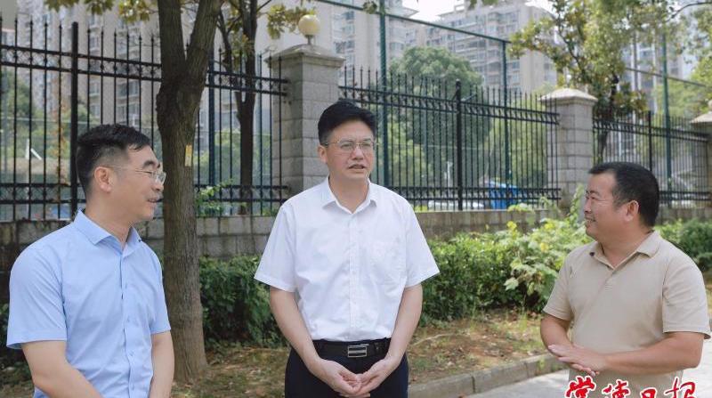 罗毅君带队调研城市运营管理工作