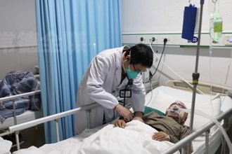 提前部署 周密安排 全力救治重症患者