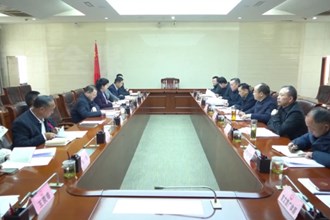周振宇主持召开在常全国人大代表建议工作座谈会