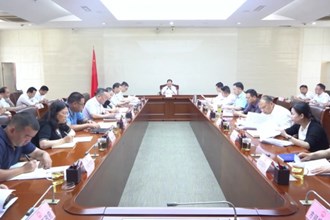 周振宇在澳门金沙博彩娱乐平台棚户区改造工作调度会上强调： 察实情、出实招，推动棚改工作取得实效