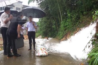 曹志强在桃源县检查指导防汛救灾工作
