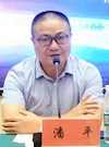  潘 平